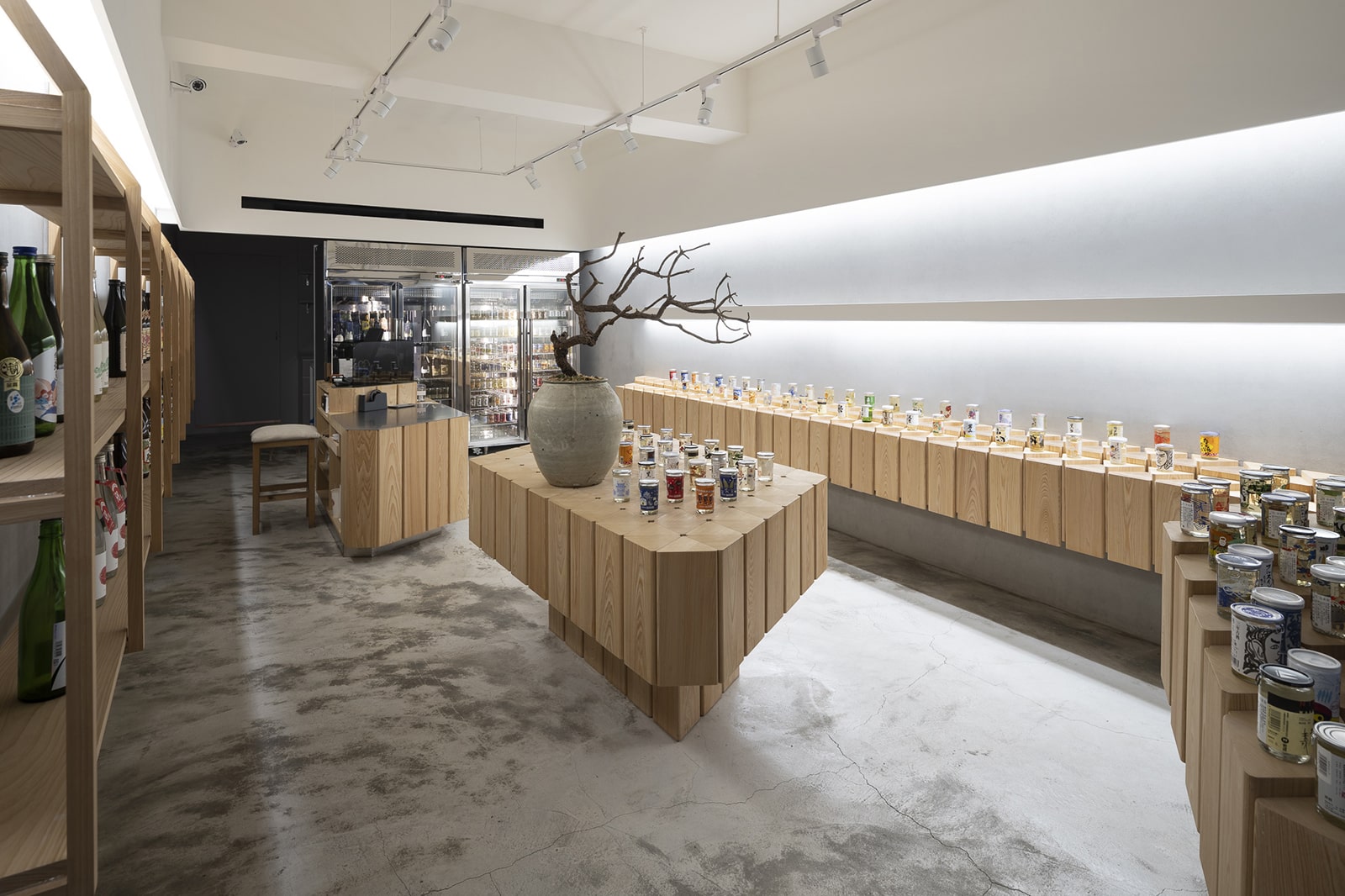 MORI liquor store(Chifeng street Projects)